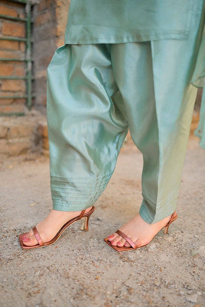 Drizzle - Farshi Shalwar Suit