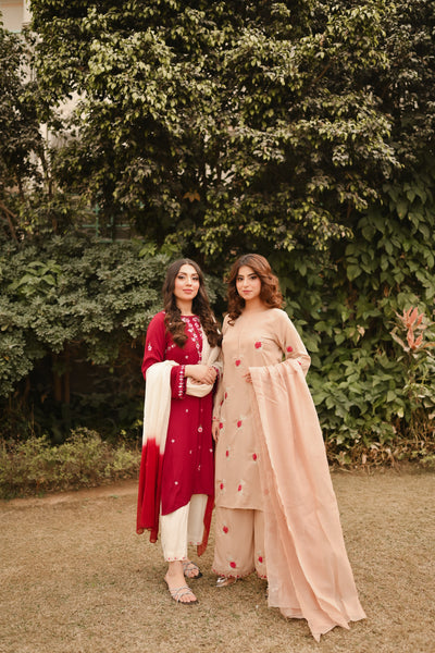 Soorti - Embroidered Formal Dress