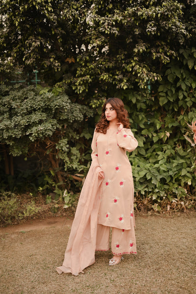 Soorti - Embroidered Formal Dress