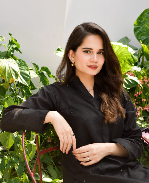 Black Monochrome 2PC