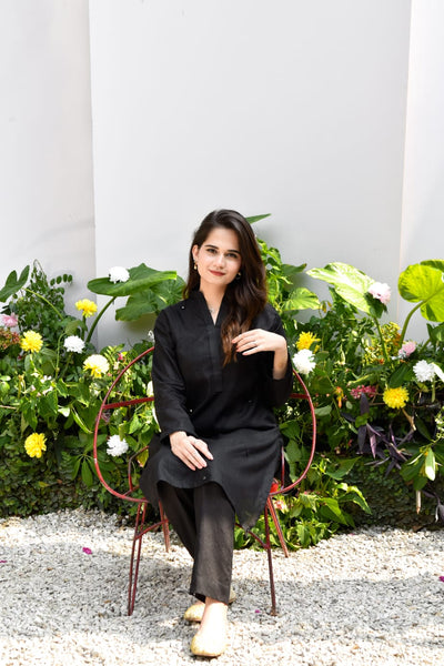 Black Monochrome 2PC