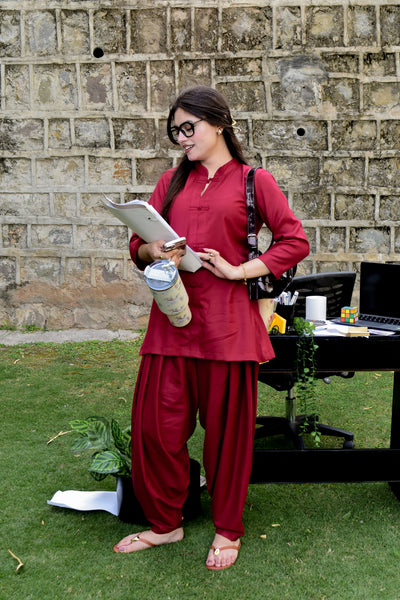 Cleo maroon linen 2-piece kurta shalwar with mandarin collar by Rang Barsay - view 2