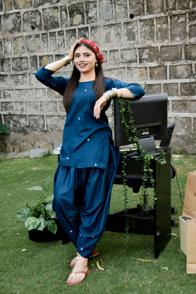 Doodle teal linen kurta shalwar with white star embroidery and lace sleeves by Rang Barsay