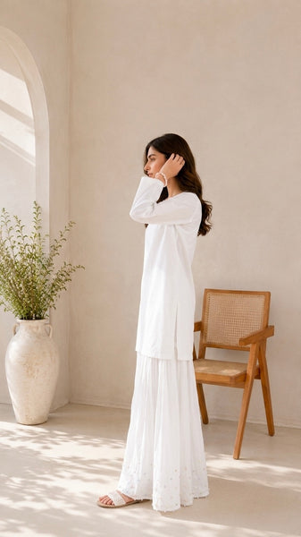 White Lotus 2Pc
