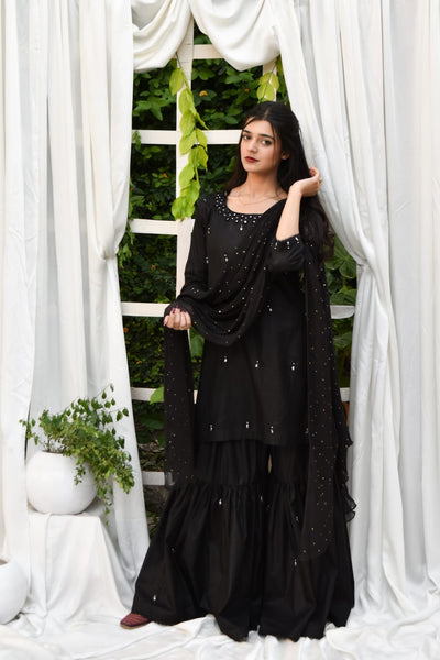 Durefishan Embroidered Gharara Set